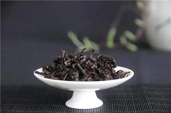 判斷普洱茶是不是好料，只看一個(gè)地方！