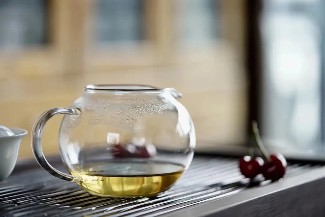 2023年老班章古樹(shù)春茶的沖泡！